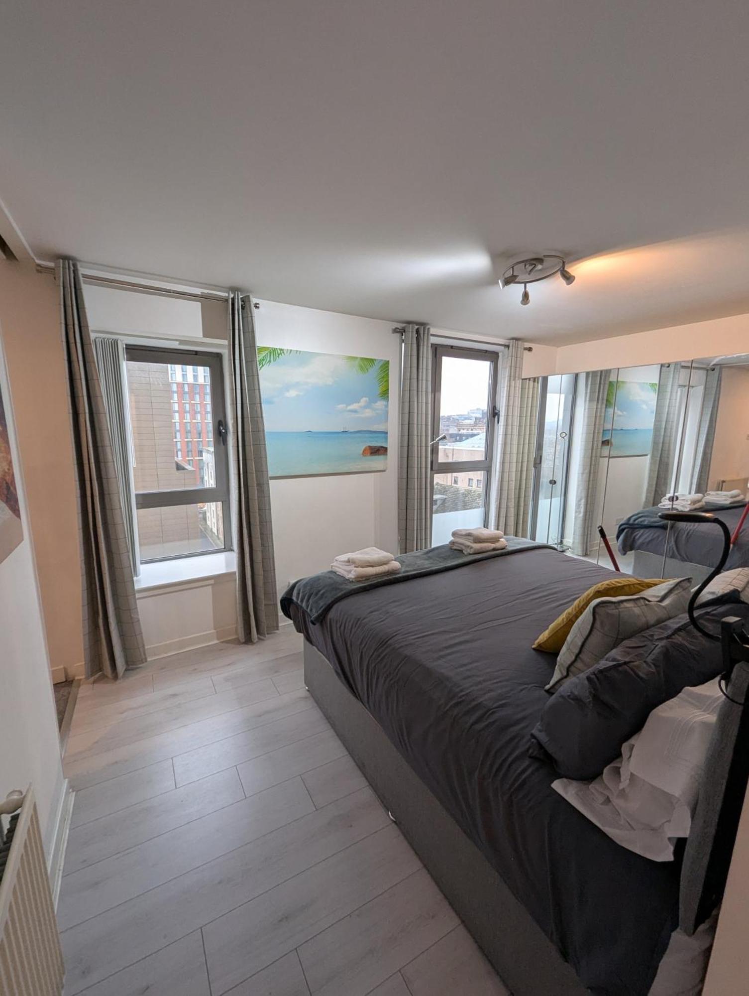Glasgow City Centre Waterfront Apartment Exteriér fotografie